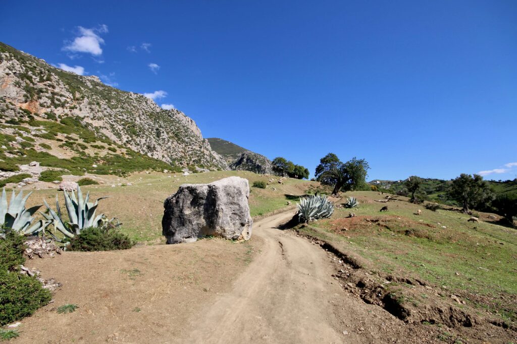 Solo travel Chefchaouen: A hiking trail winds through the Rif Mountains