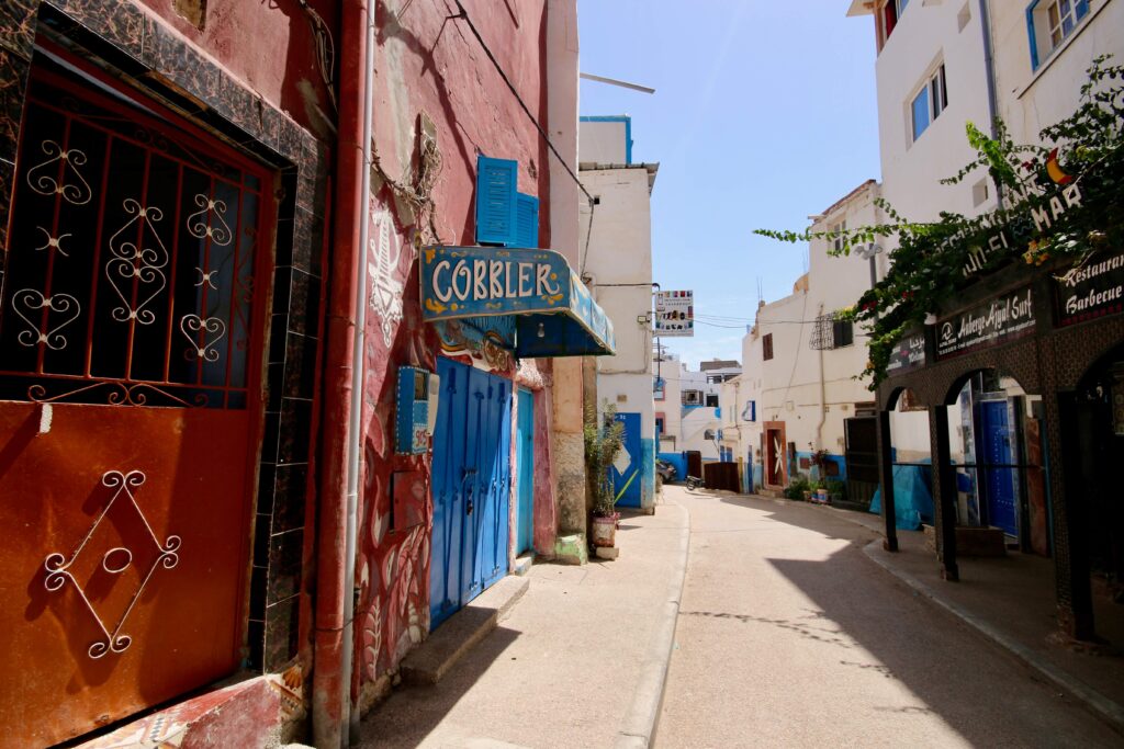 Morocco for introverts: A quiet street during the early morning in Taghazout